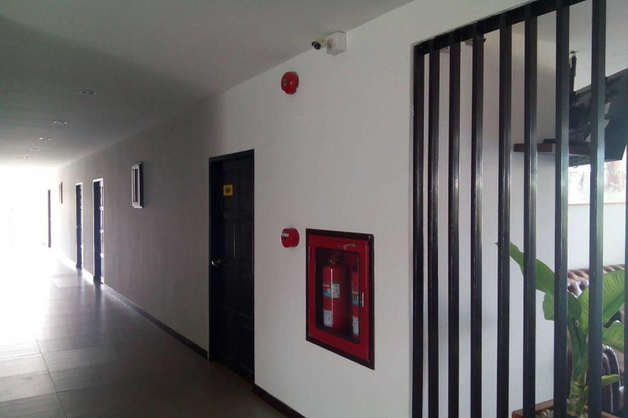 One Fu Hotel Сурин Экстерьер фото